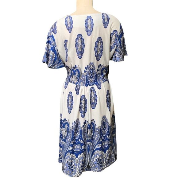 REBORN Dresss White and Blue Floral Plus Sz 1X Button Front Short Sleeve 188E - Picture 5 of 8
